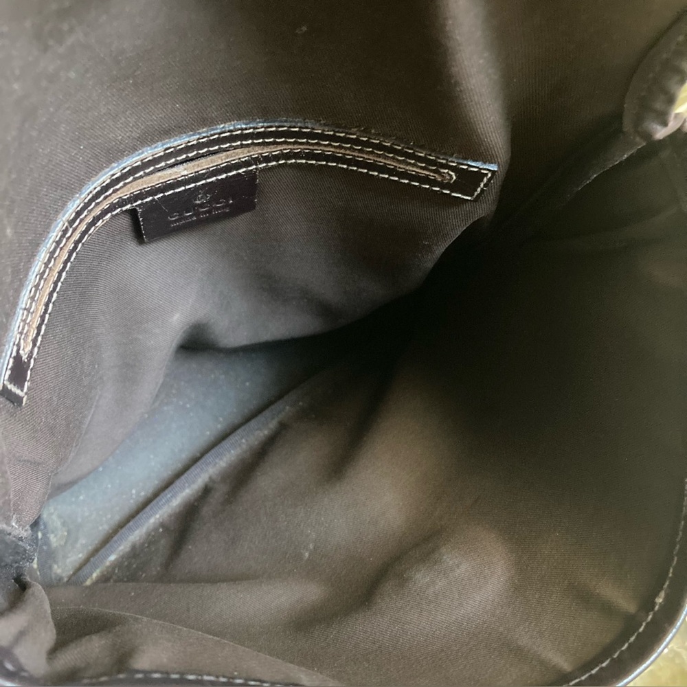 SOLD!  Gucci Flap Messenger GG Coated Canvas bag - Picture 13 of 15